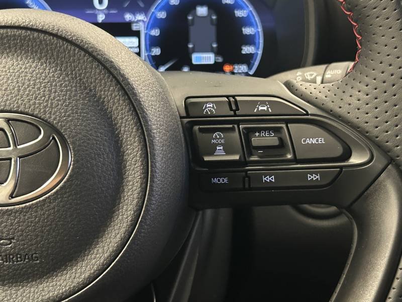 Toyota Yaris - Photo 18