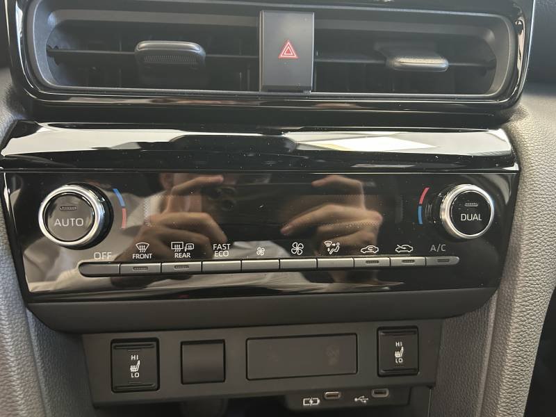 Toyota Yaris - Photo 42