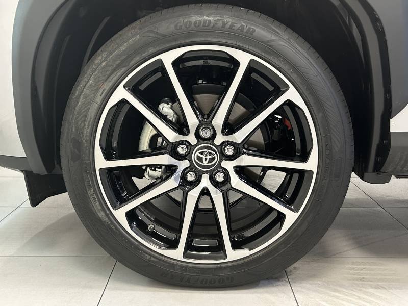 Toyota Yaris - Photo 8