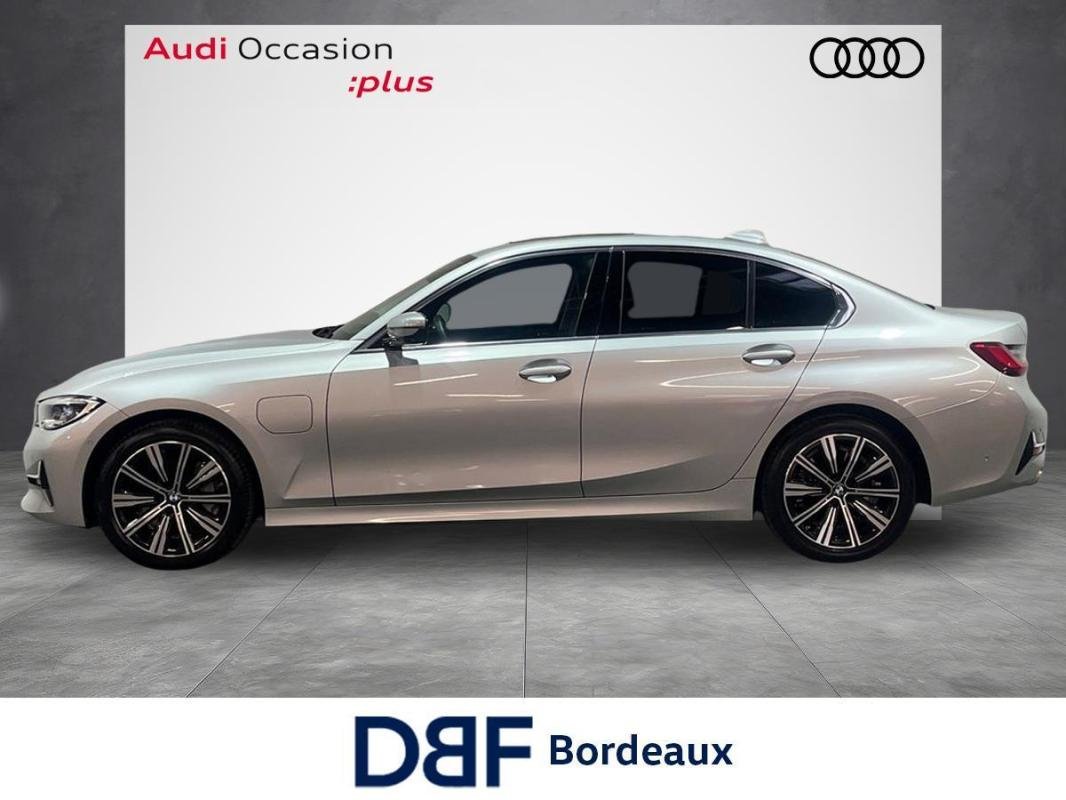 BMW Série 3 - Photo 2