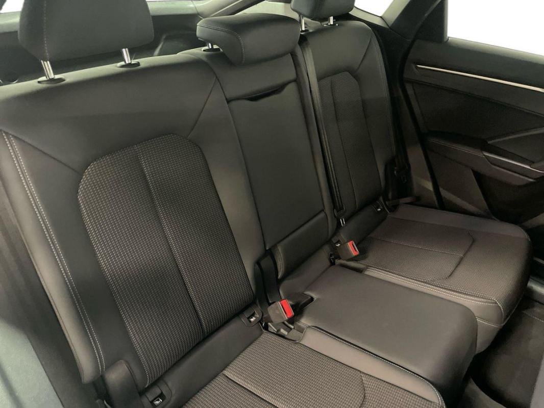 Audi Q3 Sportback - Photo 23