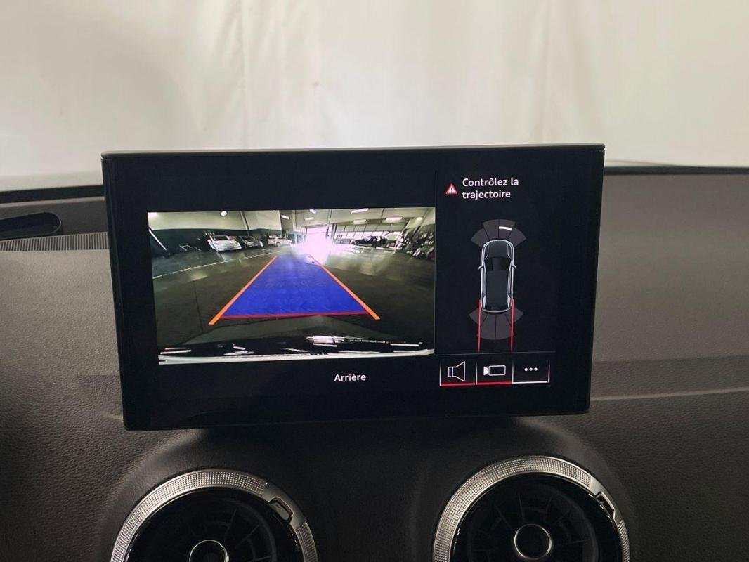 Audi Q2 - Photo 18