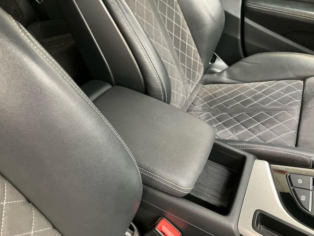 Audi A4 - Photo 12