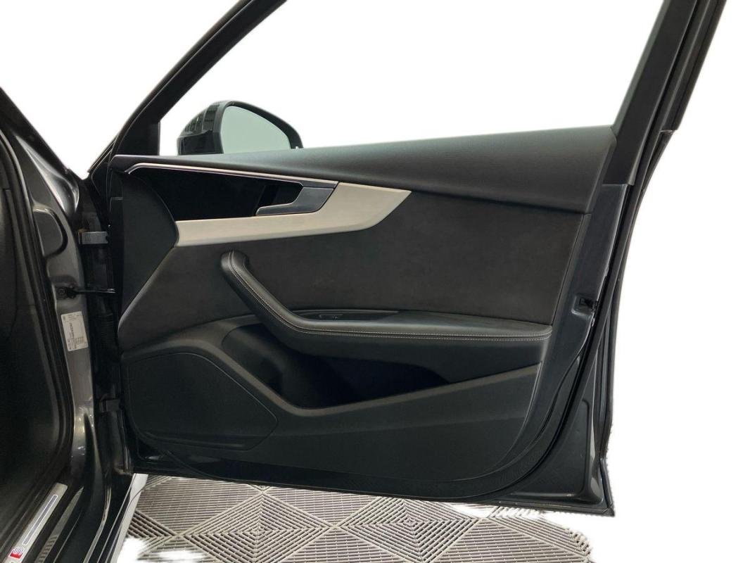 Audi A4 - Photo 15
