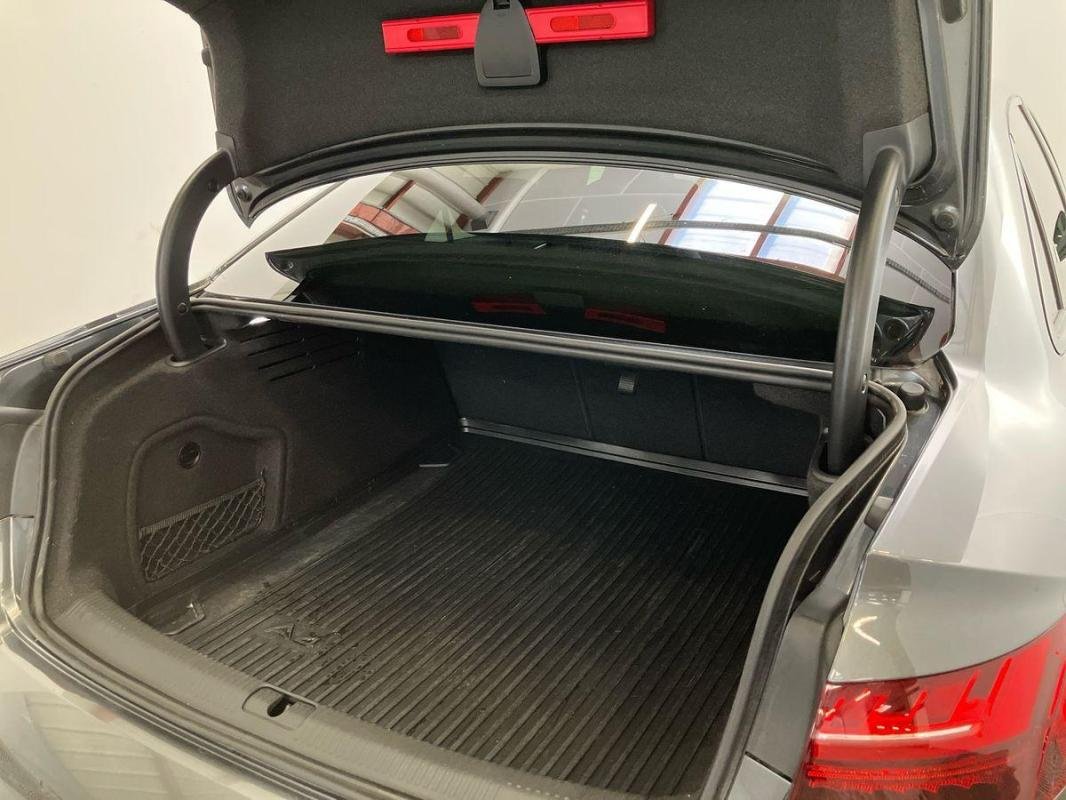 Audi A4 - Photo 32
