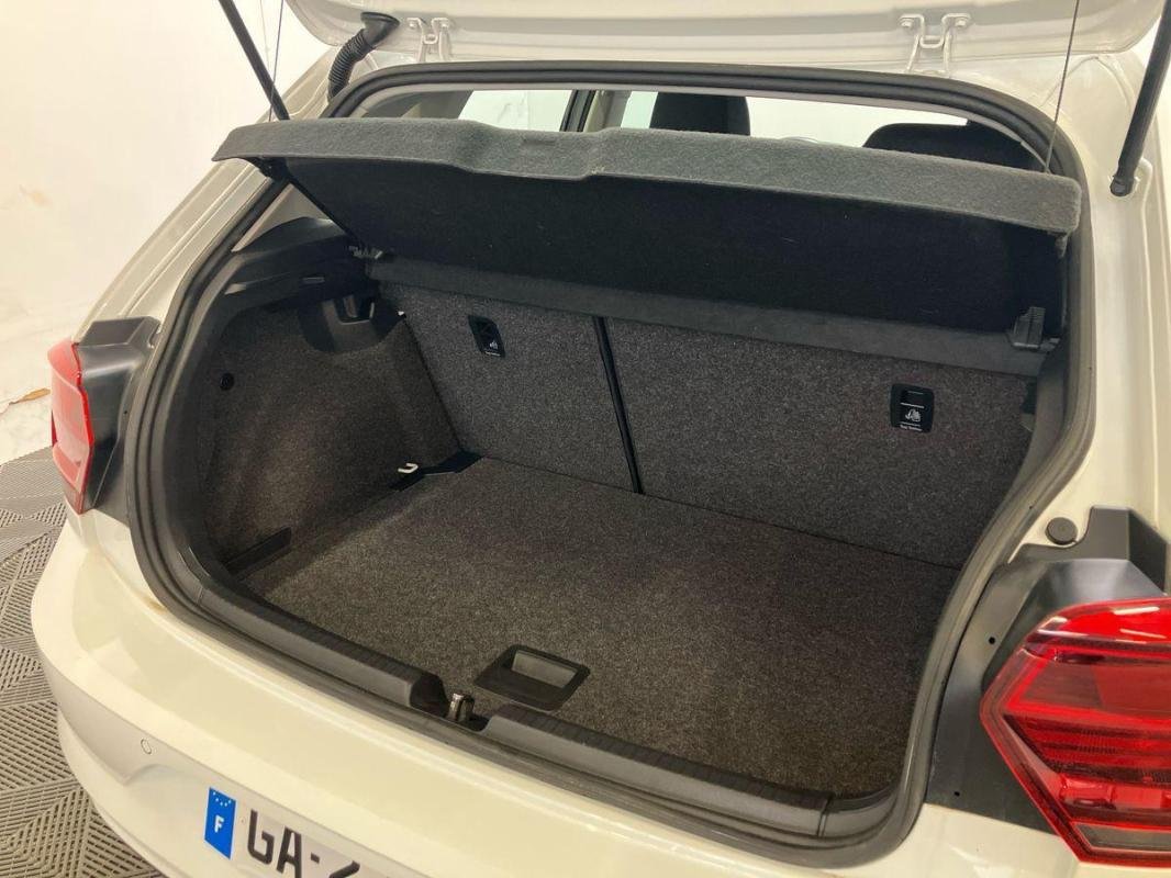 Volkswagen Polo - Photo 32