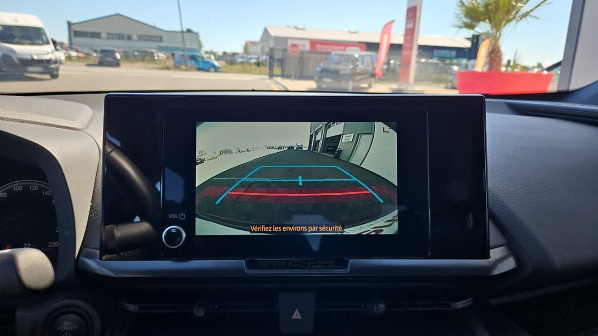 Toyota C-HR - Photo 16