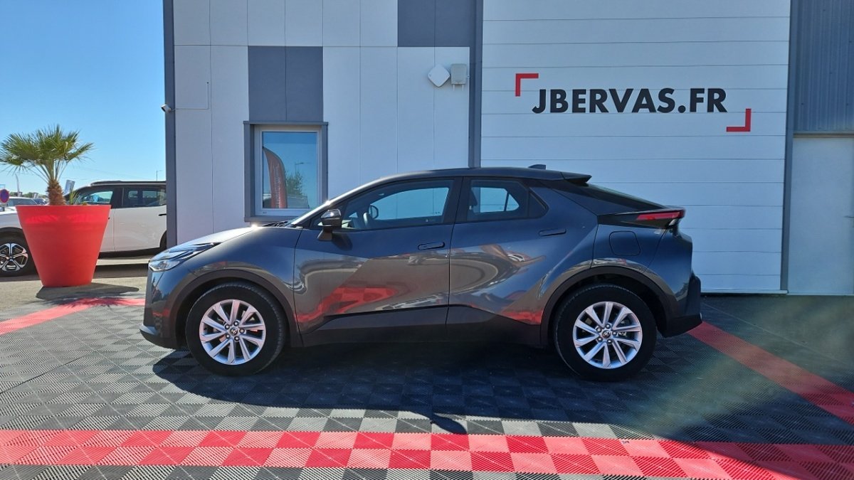 Toyota C-HR - Photo 2