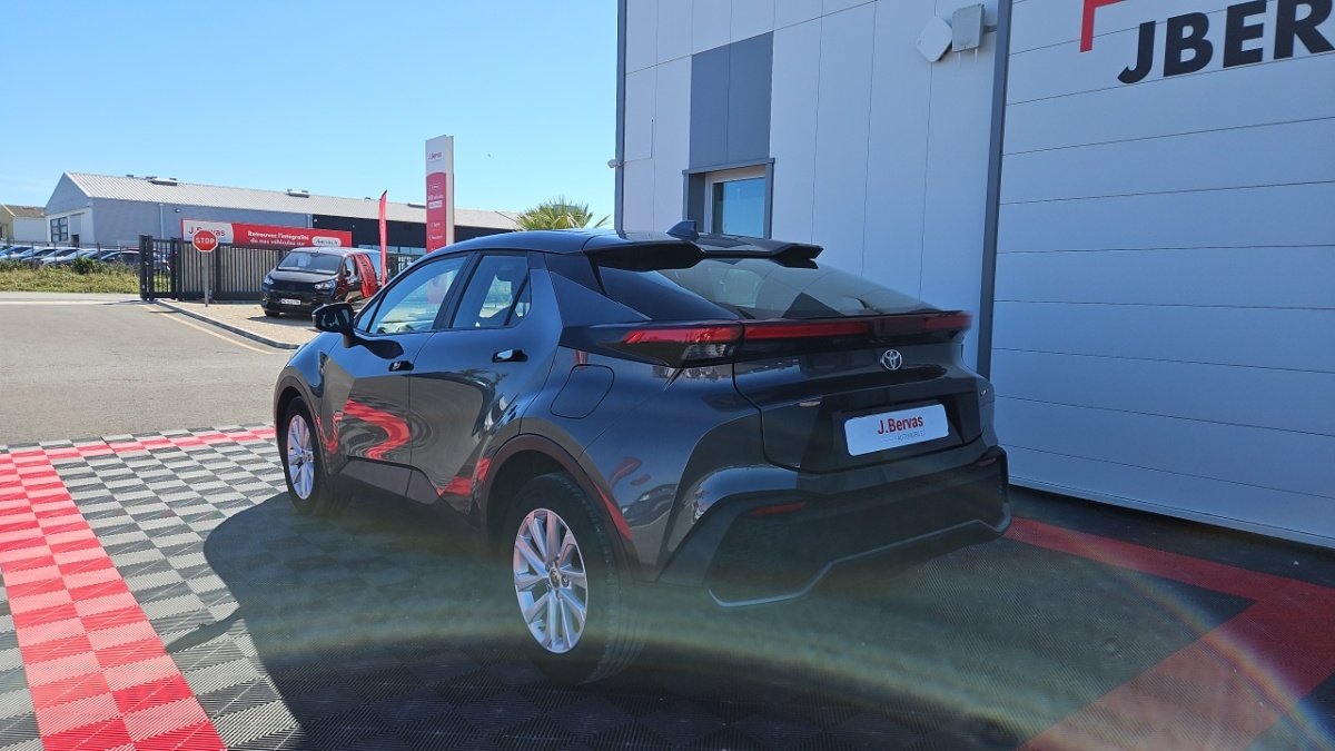 Toyota C-HR - Photo 3