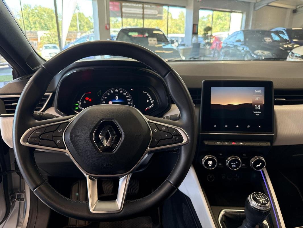 Renault Clio - Photo 14