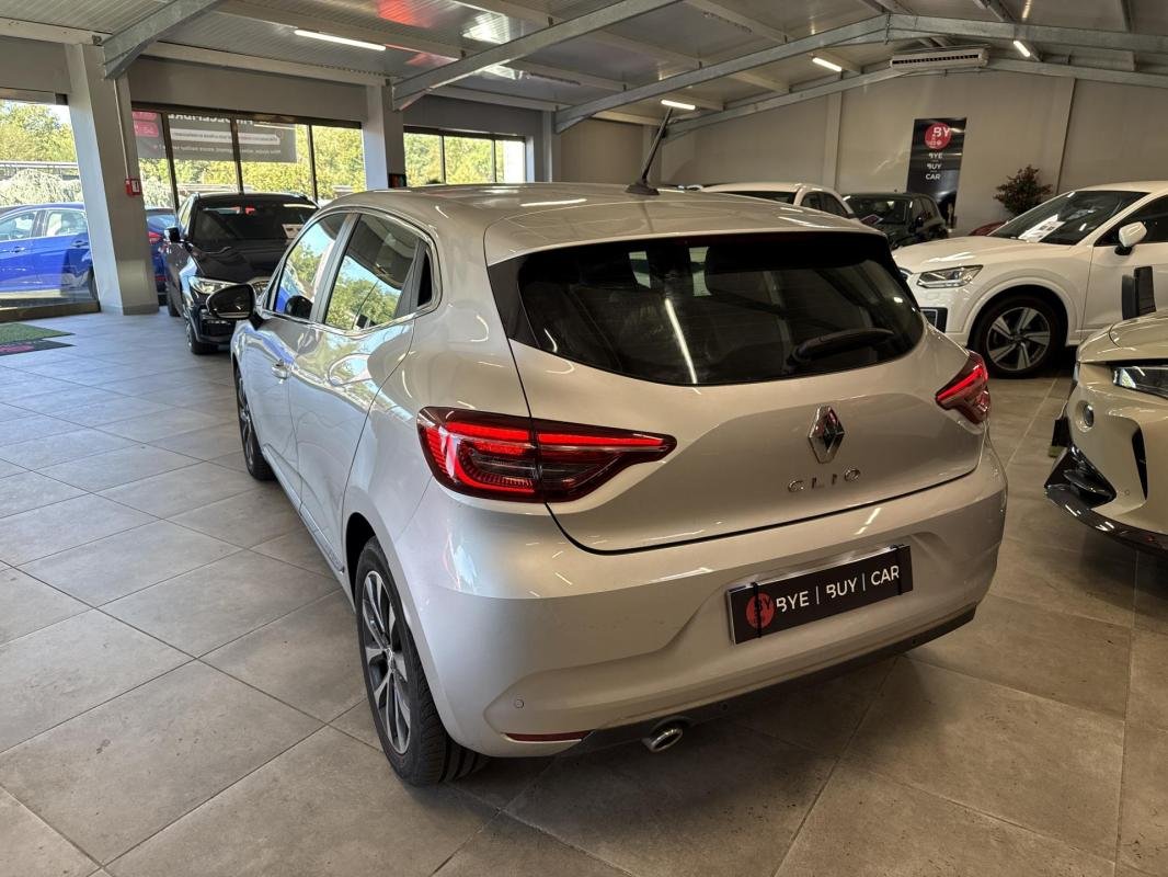 Renault Clio - Photo 4