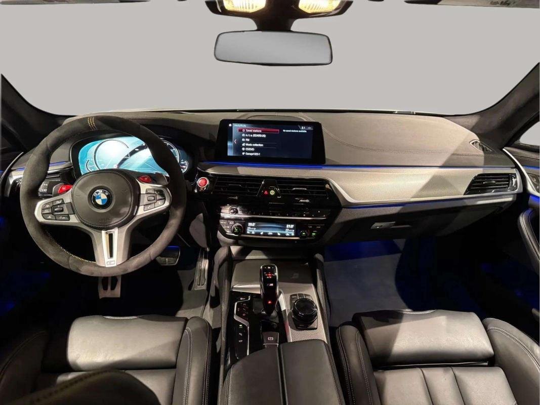 BMW M5 - Photo 6
