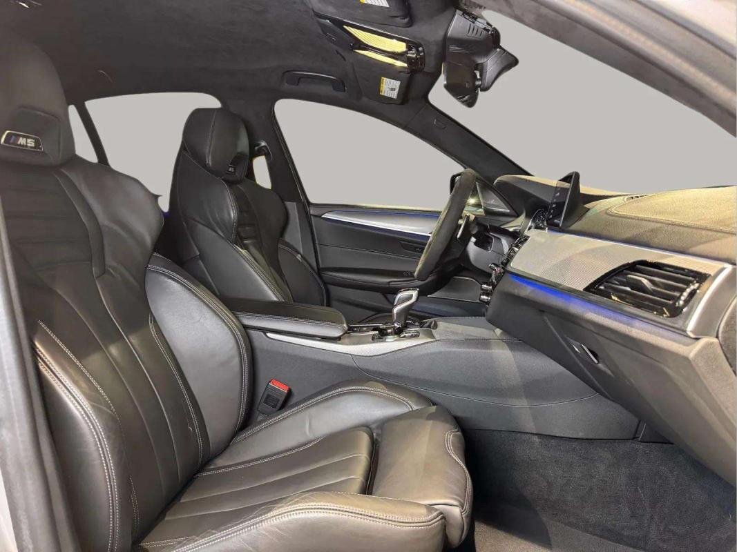 BMW M5 - Photo 9