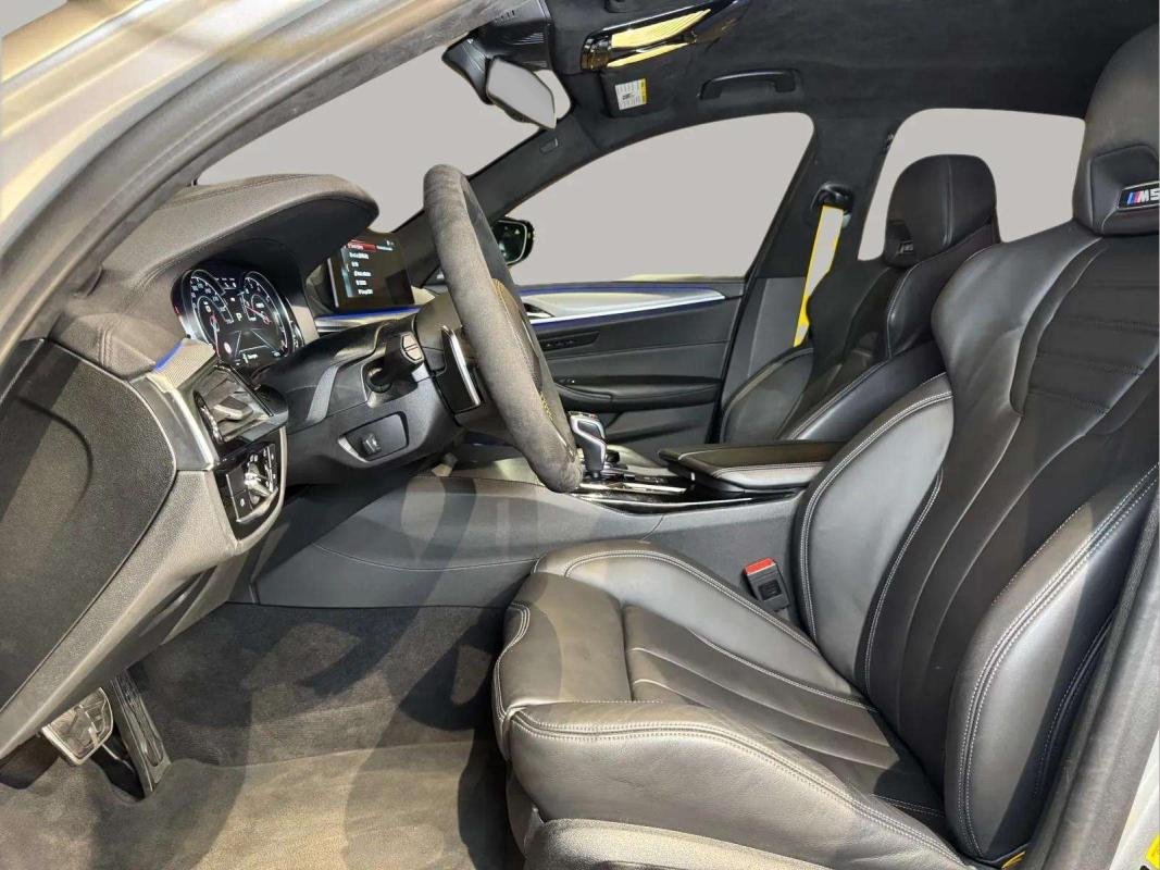 BMW M5 - Photo 10