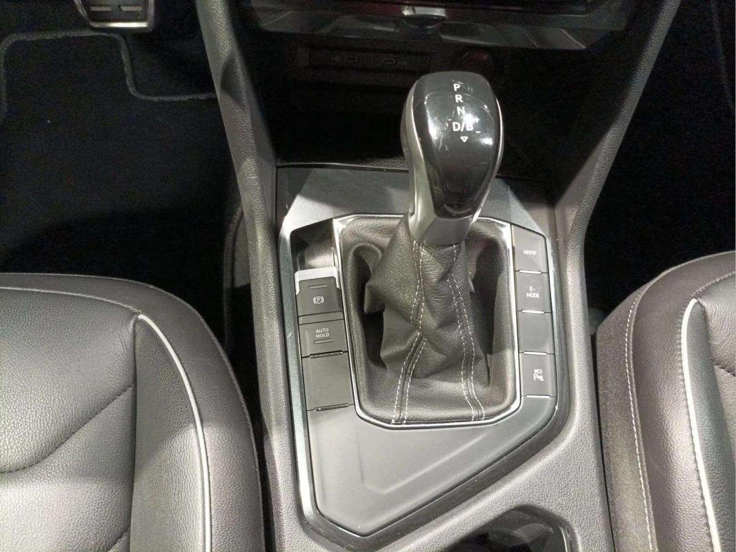 Volkswagen Tiguan - Photo 9