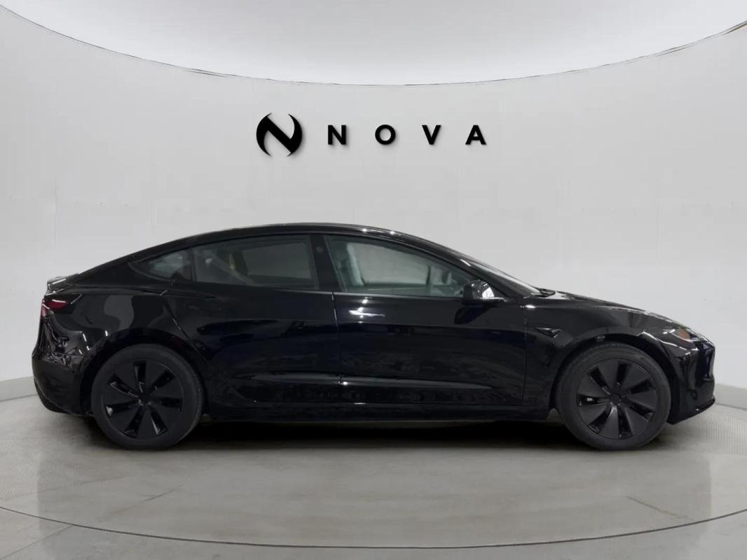Tesla Model 3 - Photo 5