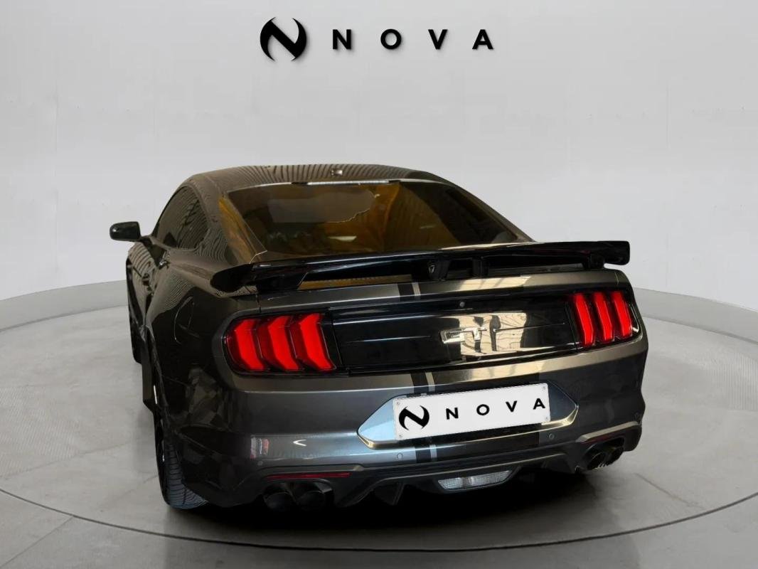 Ford Mustang - Photo 3