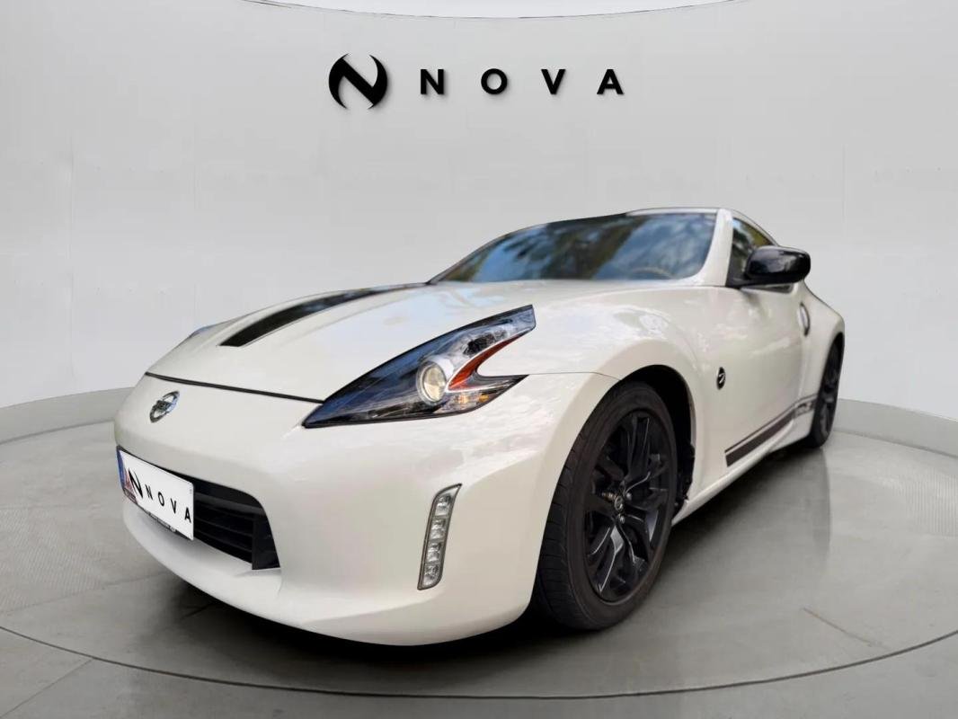 Nissan 370Z - Photo 11