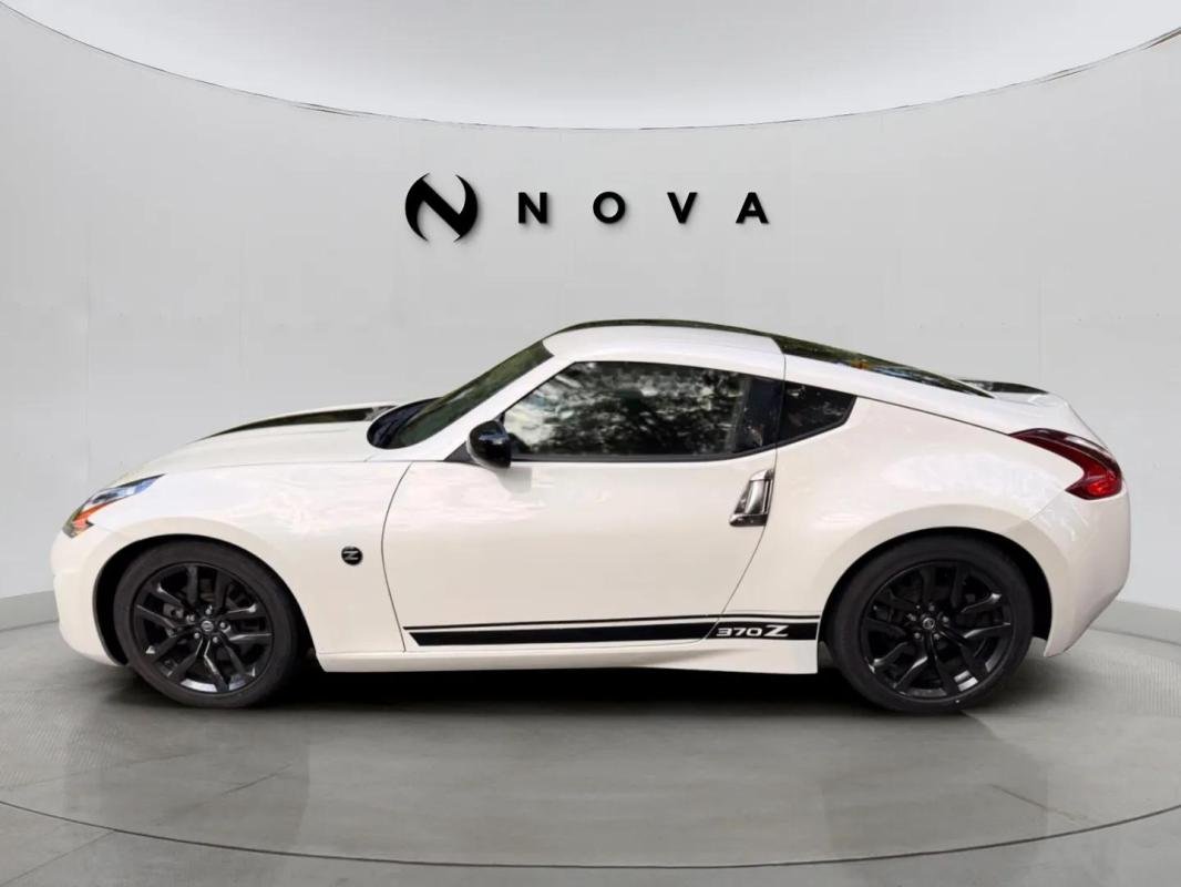 Nissan 370Z - Photo 4