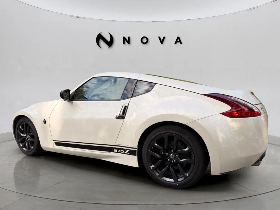 Nissan 370Z - Photo 5