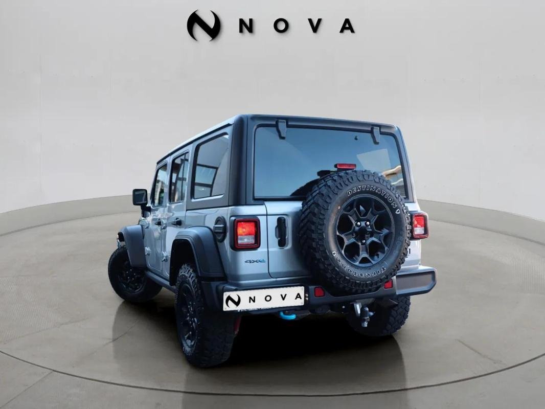 Jeep Wrangler - Photo 3