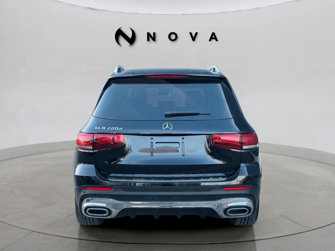Mercedes GLB - Photo 3