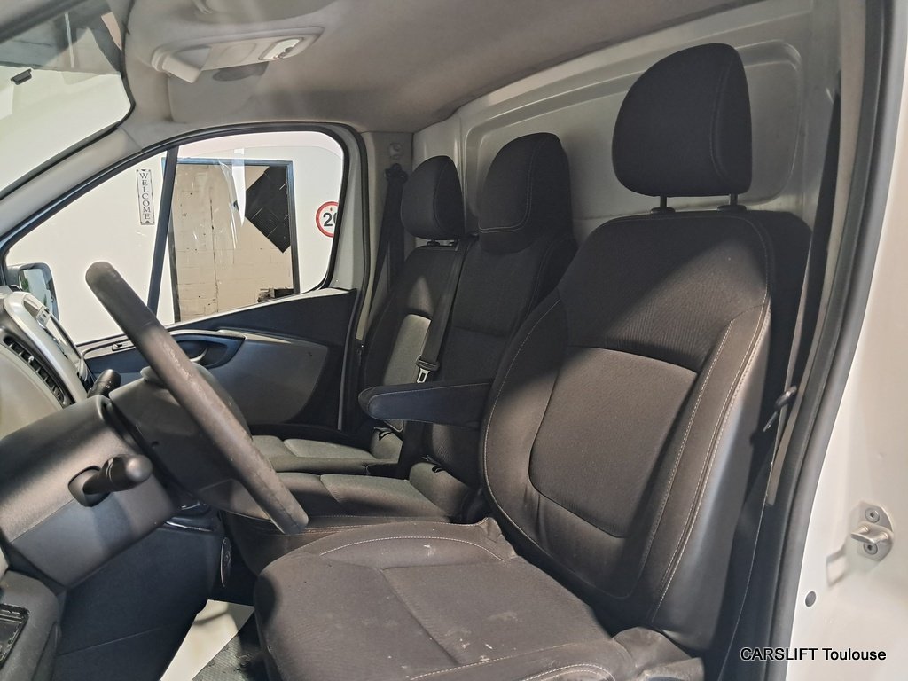 Renault Trafic - Photo 11
