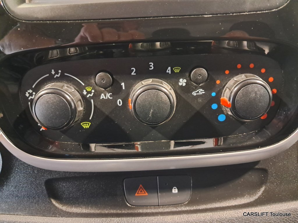 Renault Trafic - Photo 21