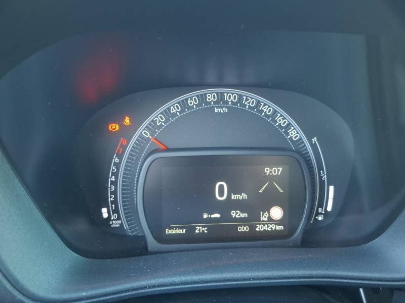 Toyota aygo x - Photo 19