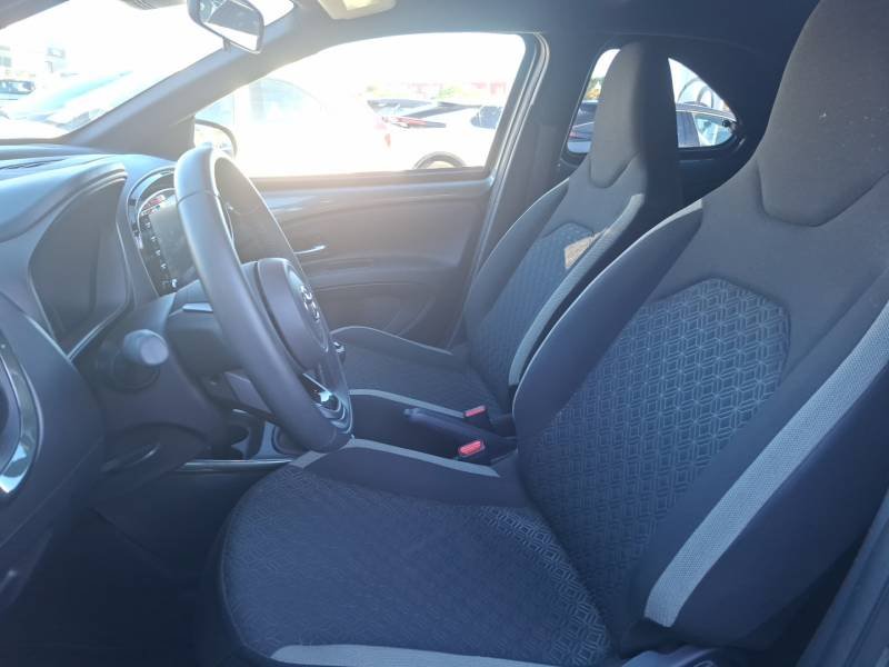 Toyota aygo x - Photo 10