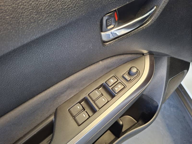 Suzuki Vitara - Photo 12