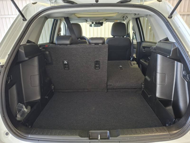 Suzuki Vitara - Photo 21