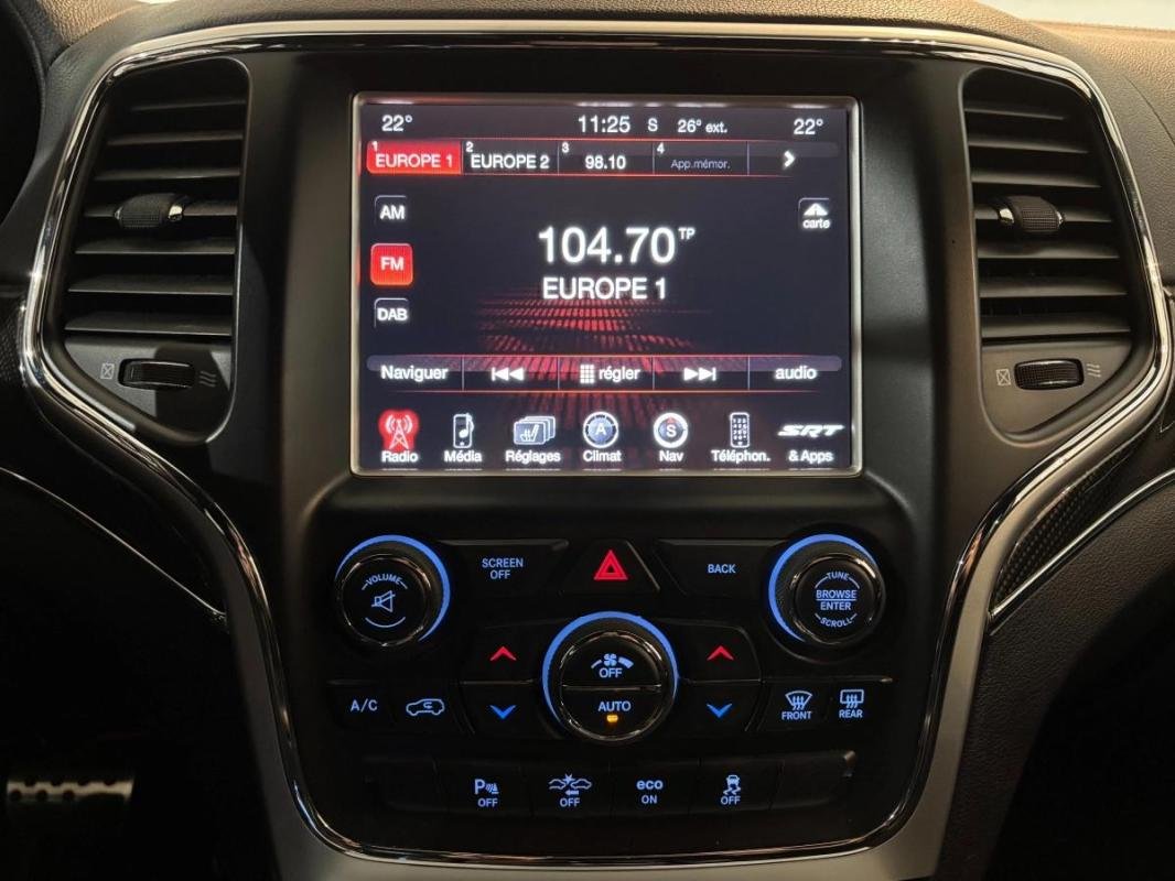 Jeep Grand Cherokee - Photo 15
