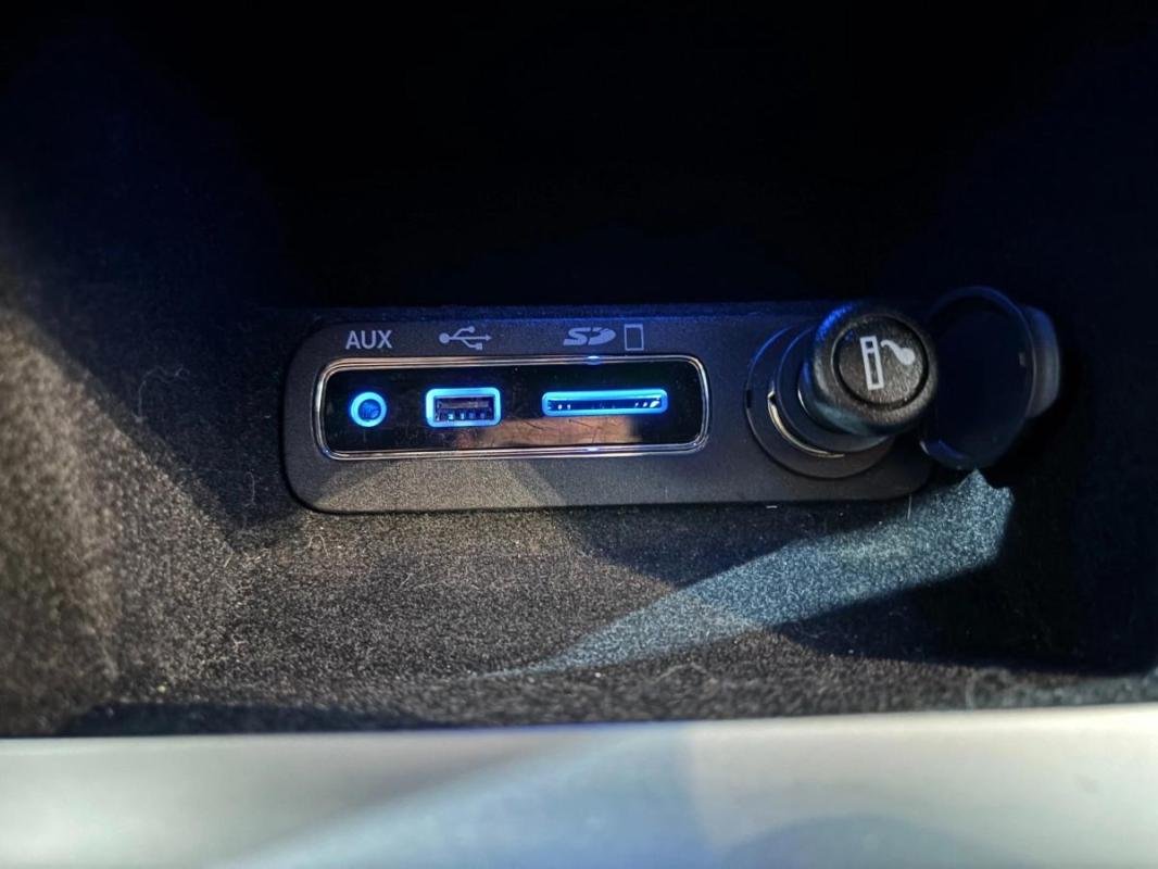 Jeep Grand Cherokee - Photo 16
