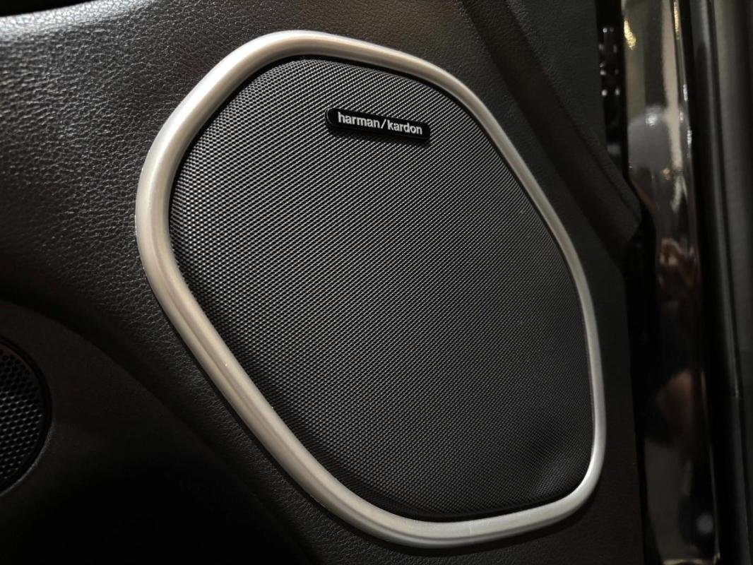 Jeep Grand Cherokee - Photo 22
