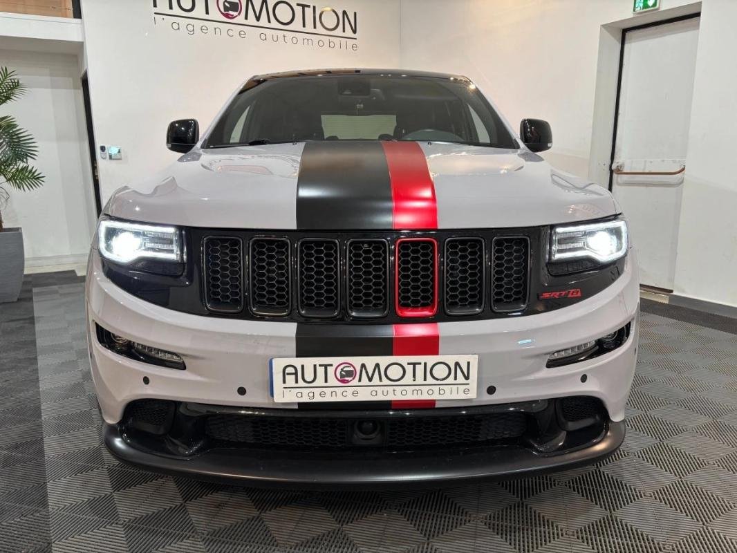 Jeep Grand Cherokee - Photo 3