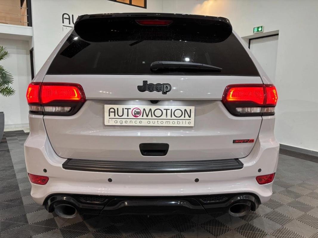 Jeep Grand Cherokee - Photo 6