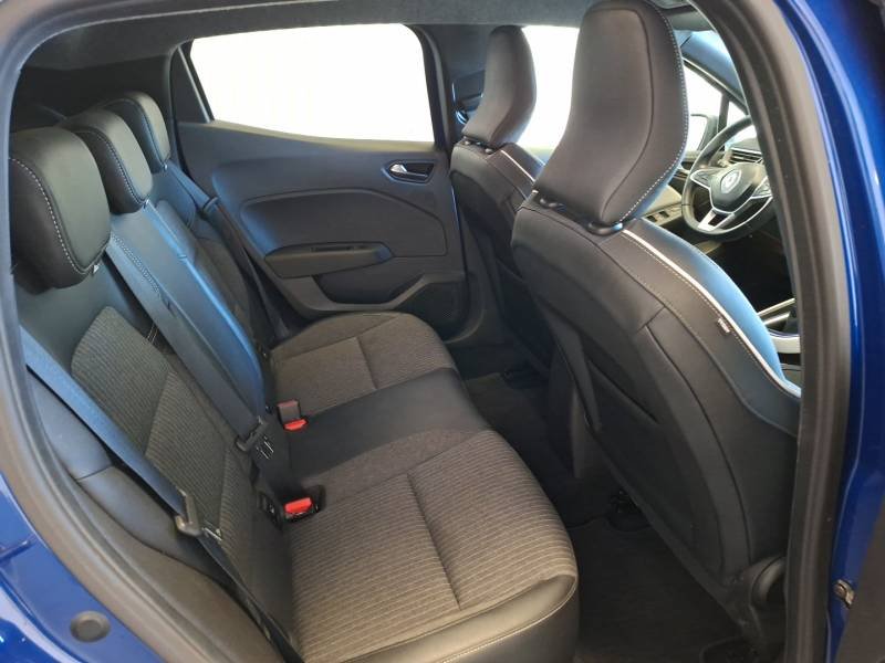 Renault Clio - Photo 24