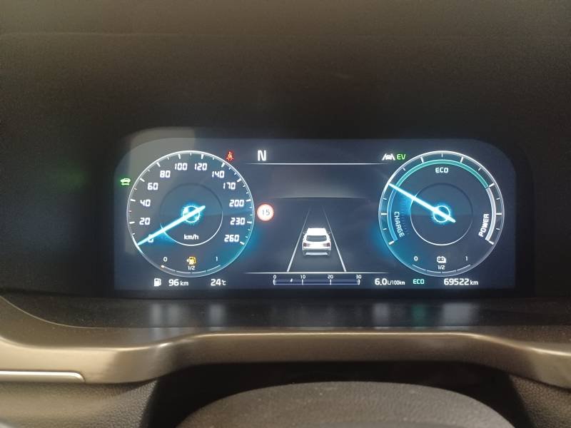 Kia Sorento - Photo 28
