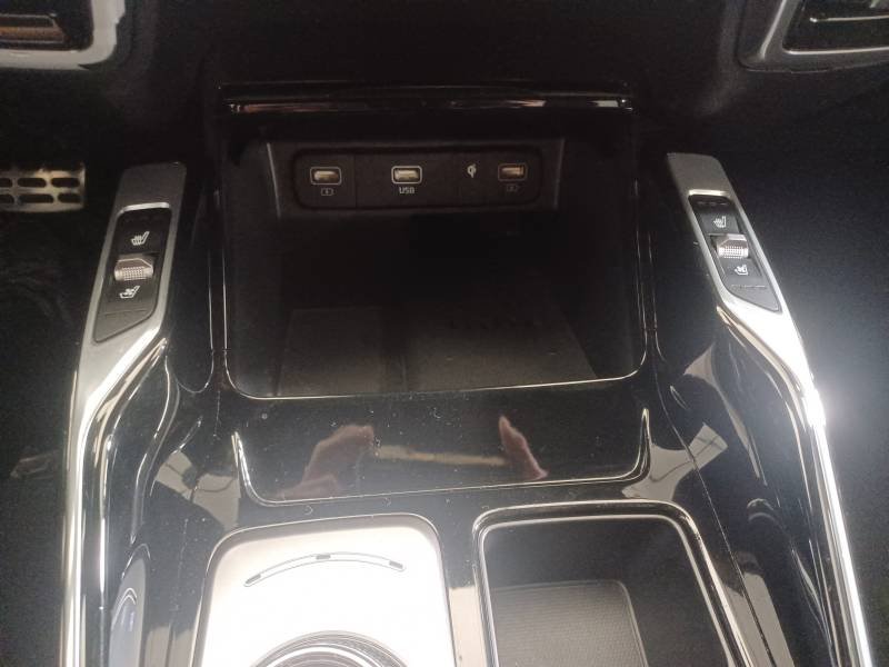 Kia Sorento - Photo 32