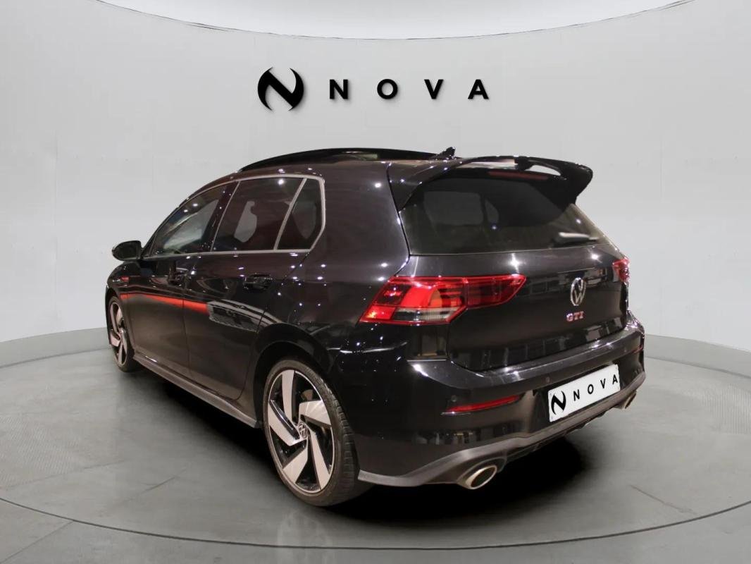 Volkswagen Golf - Photo 2