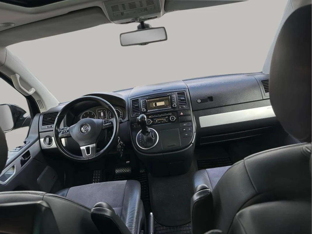 Volkswagen Multivan - Photo 5