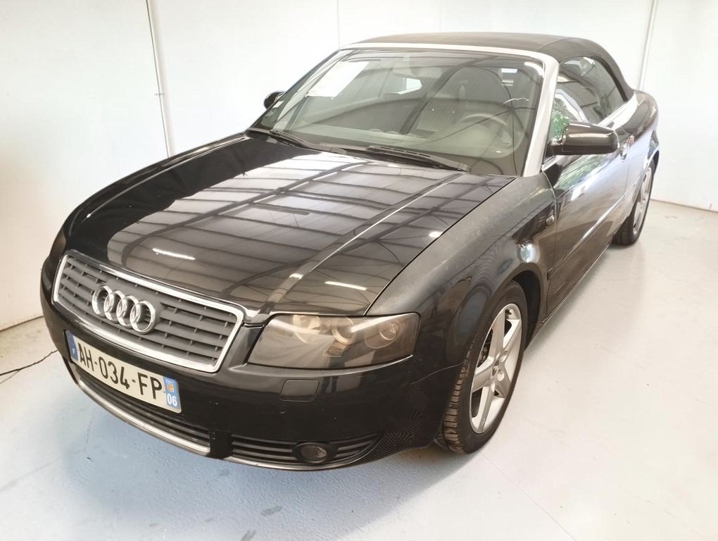 Audi A4 Cabriolet - Photo 1