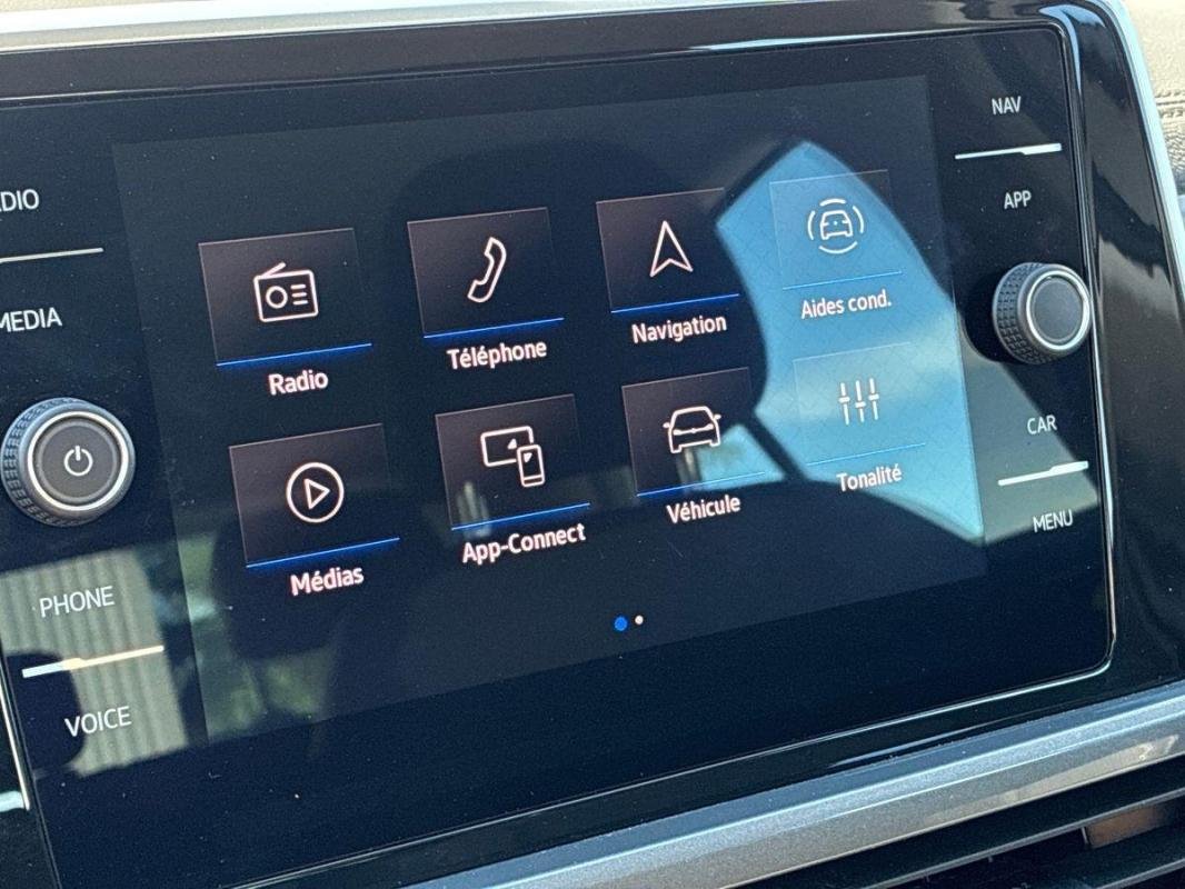 Volkswagen T-Roc - Photo 16