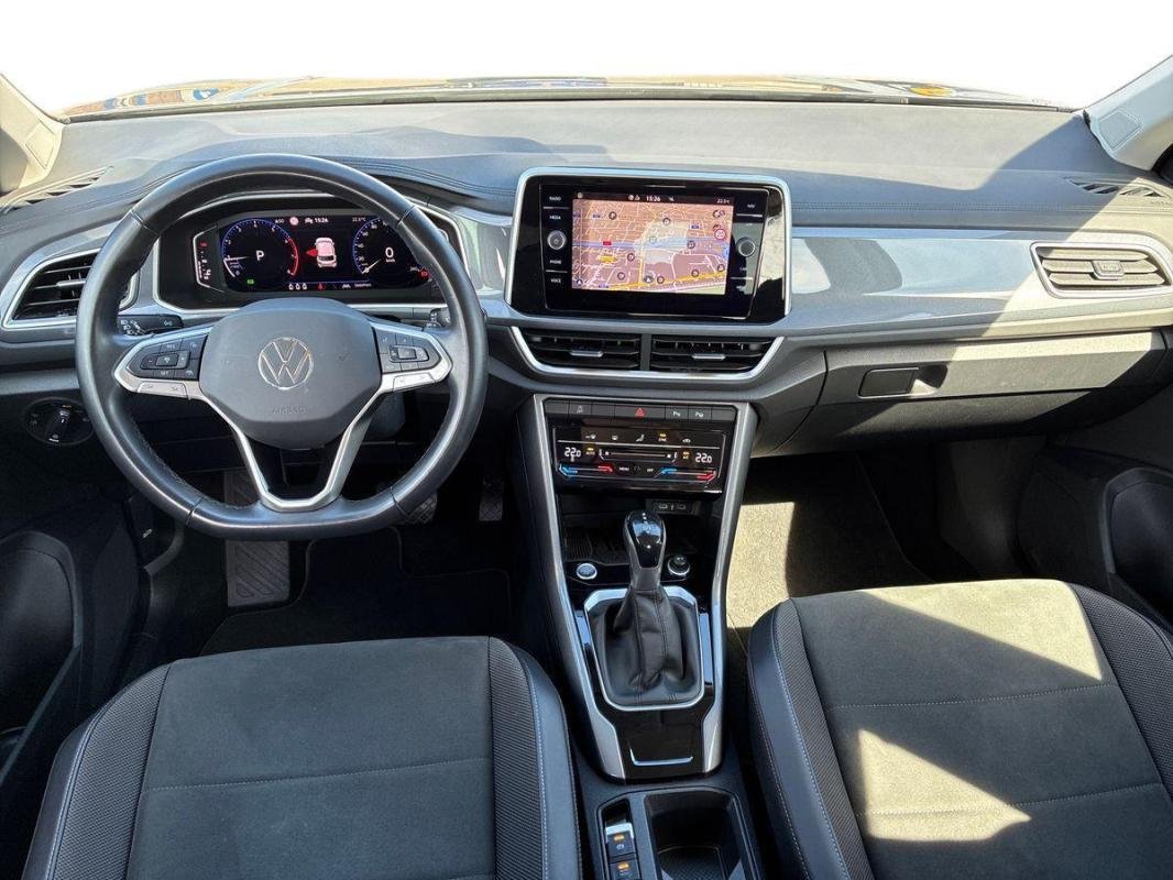 Volkswagen T-Roc - Photo 8
