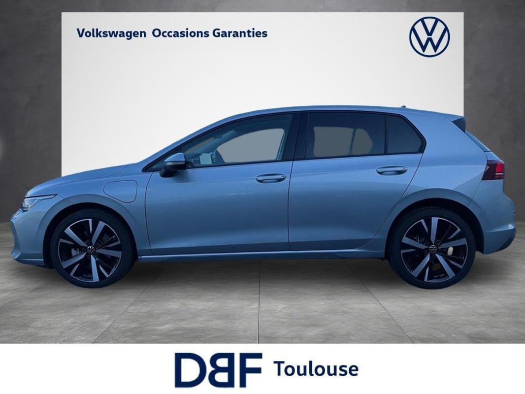 Volkswagen Golf - Photo 1