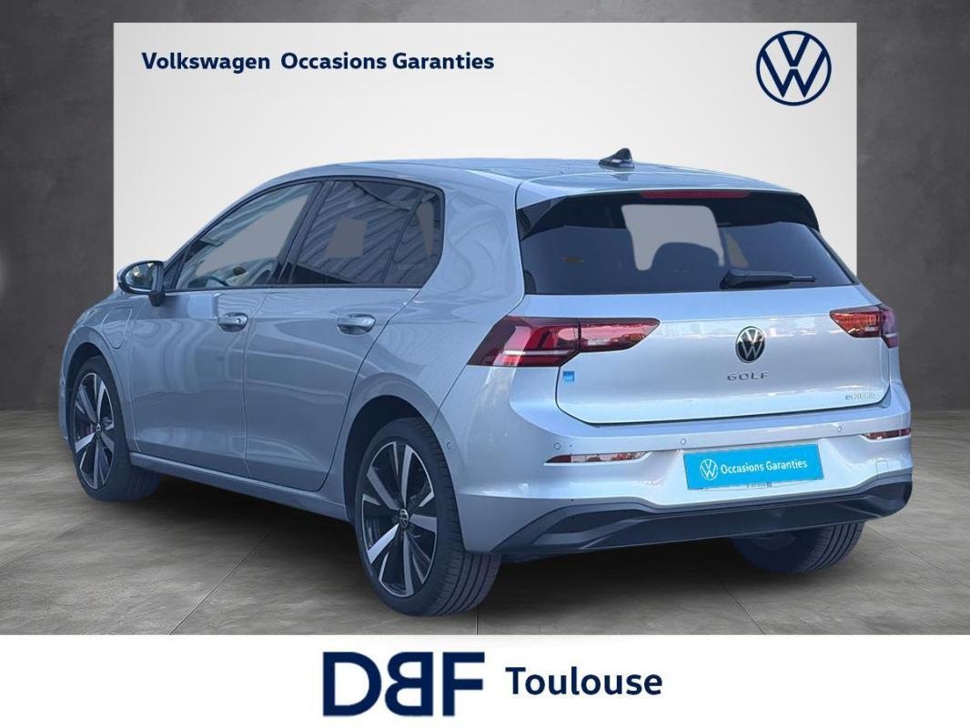 Volkswagen Golf - Photo 2