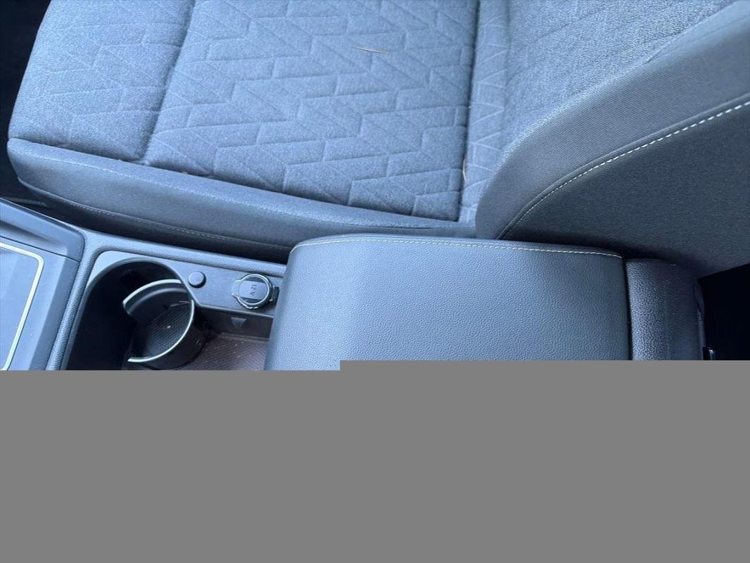 Volkswagen Golf - Photo 8