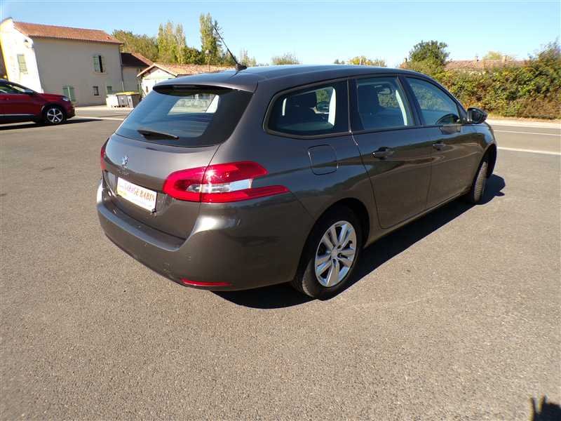 Peugeot 308 - Photo 2