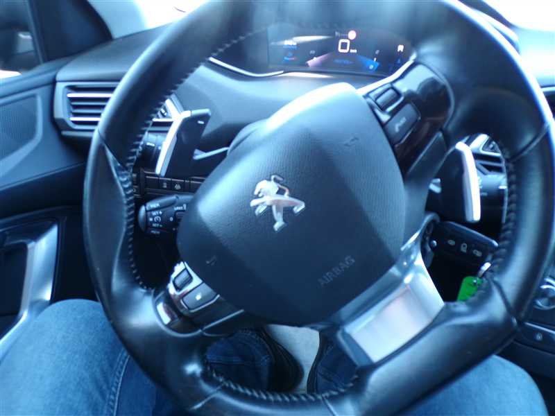 Peugeot 308 - Photo 9